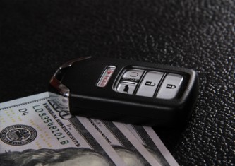 Save on car insurance for new drivers in Illinois